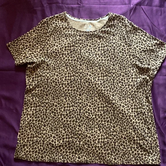 Croft & Barrow The Classic Tee 1xl women’s plus. 100% cotton. Machine wash - Picture 2 of 2